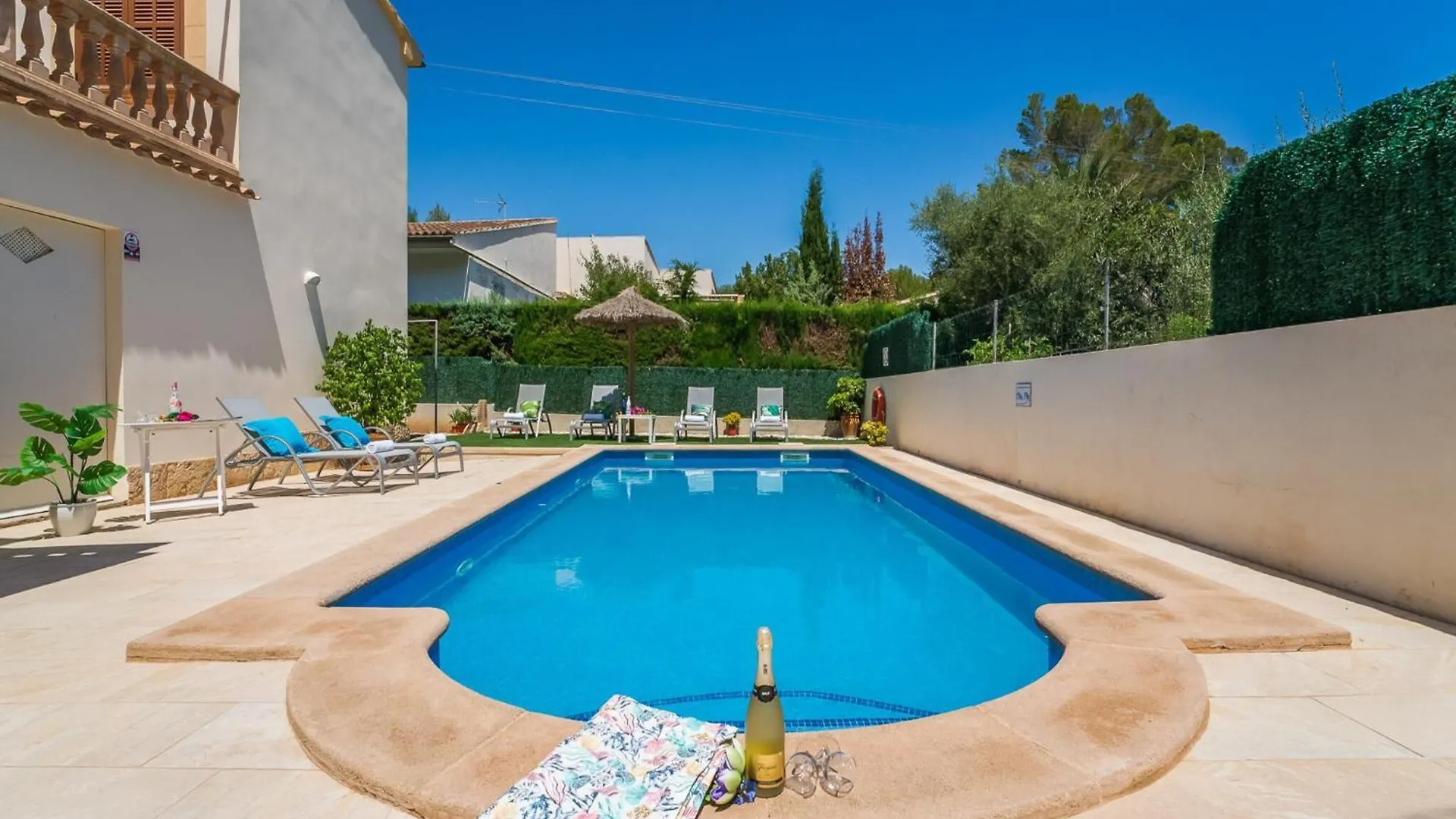 Holiday Home In Alcudia With Pool Spanien